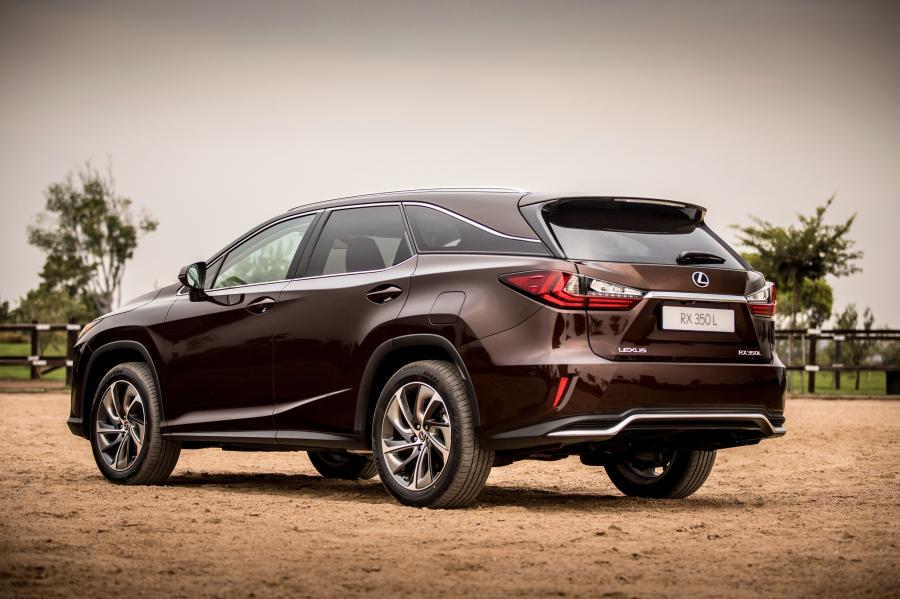  Lexus RX350L 2018 года  (ZA) (фото 18 из 36)
